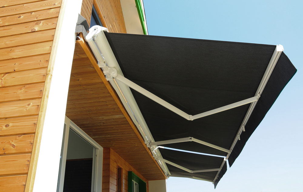 Read more about the article Are Outdoor Awnings Worth The Investment?
