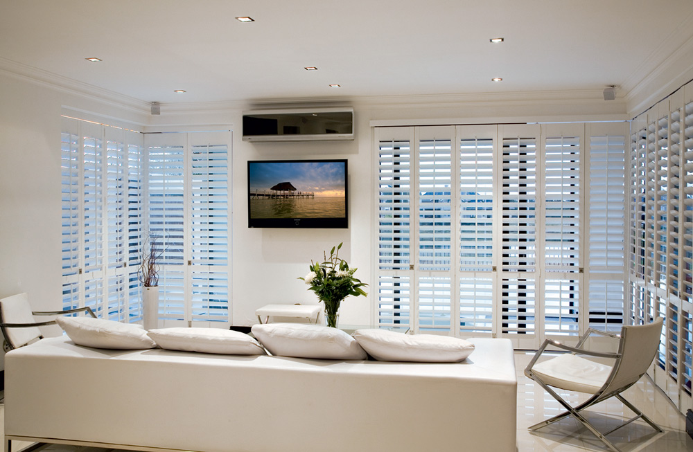 Read more about the article 5 Benefits Of Installing Window Shutters In Your Home Or Business